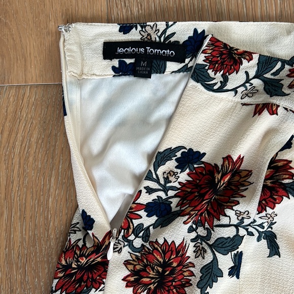 JEALOUS TOMATO Floral Maxi Skirt - Medium - Picture 10 of 16